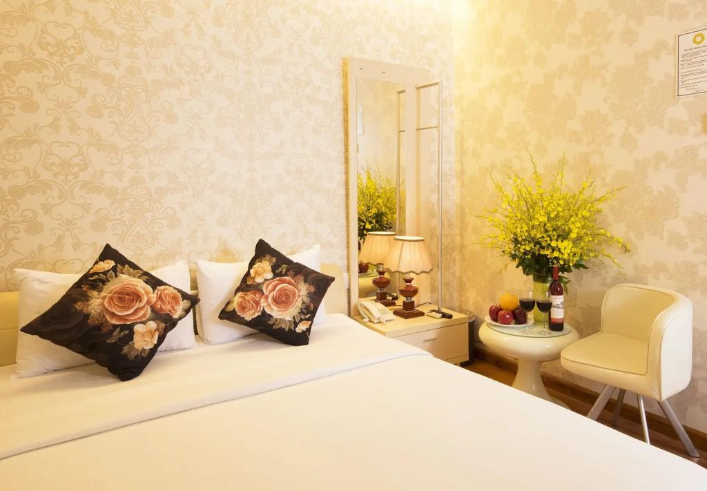 Golden Star Hotel 3*