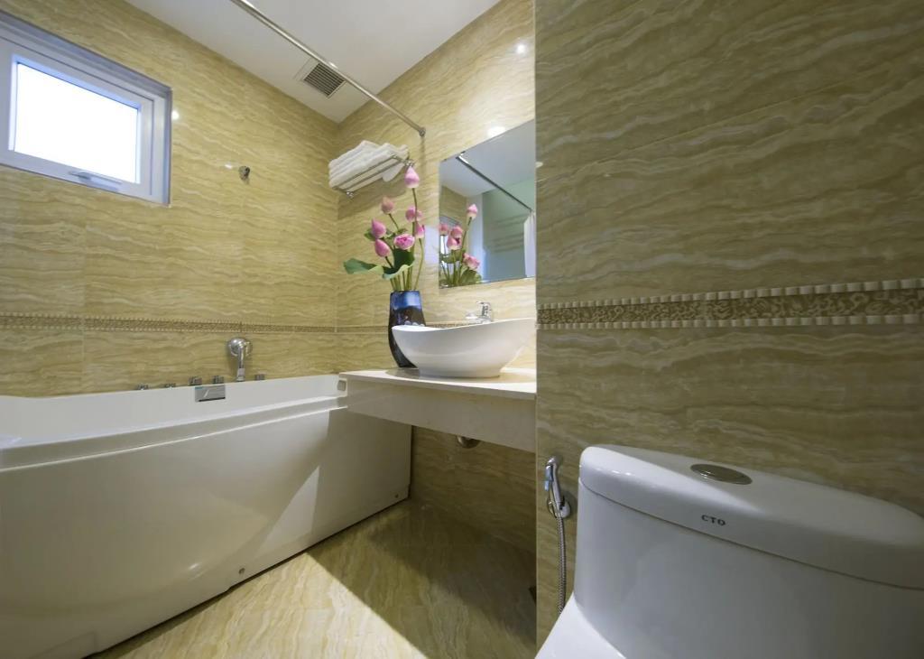 Golden Star Hotel 3*