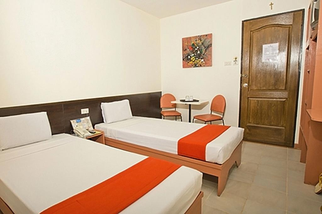 Hotel Pier Cuatro 3*
