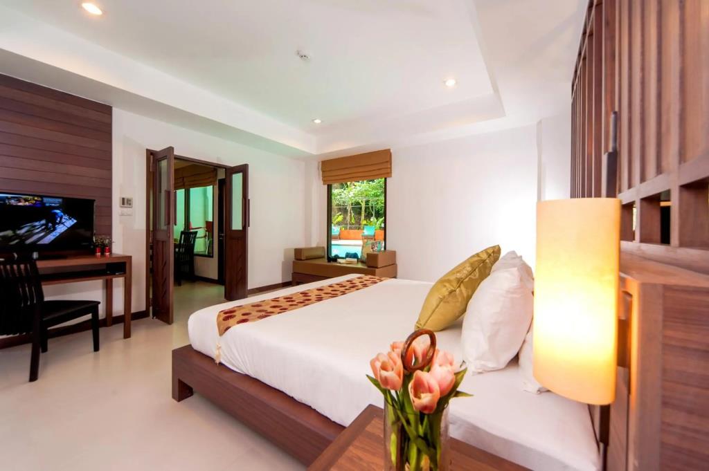 Ratana Hill Patong 3*