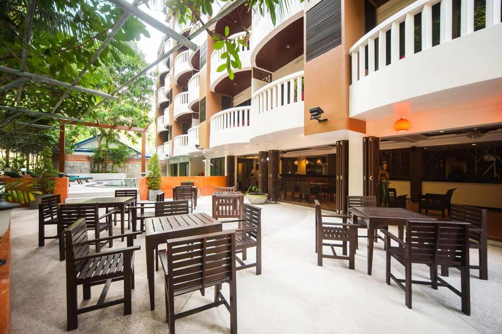 Ratana Hill Patong 3*