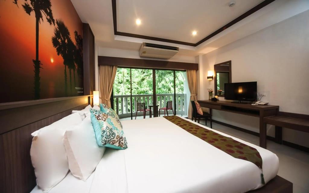 Ratana Hill Patong 3*