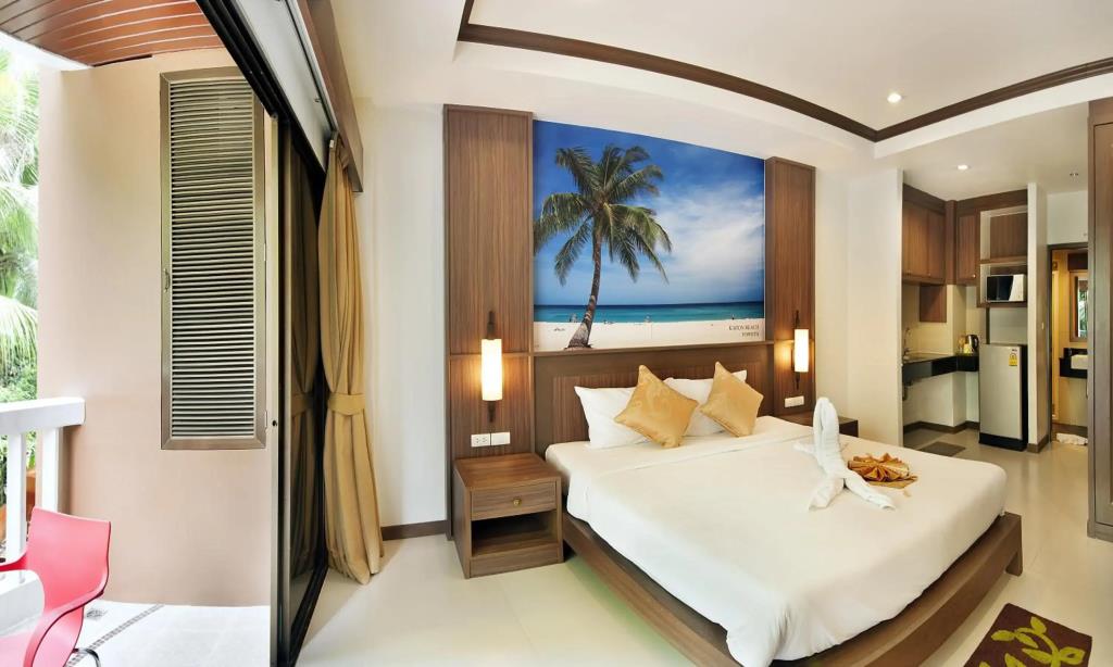Ratana Hill Patong 3*