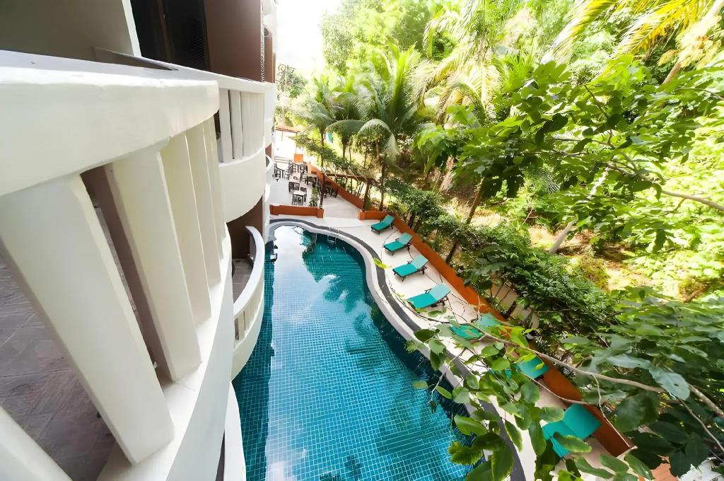 Ratana Hill Patong 3*