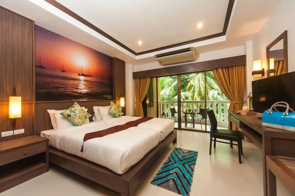 Ratana Hill Patong 3*