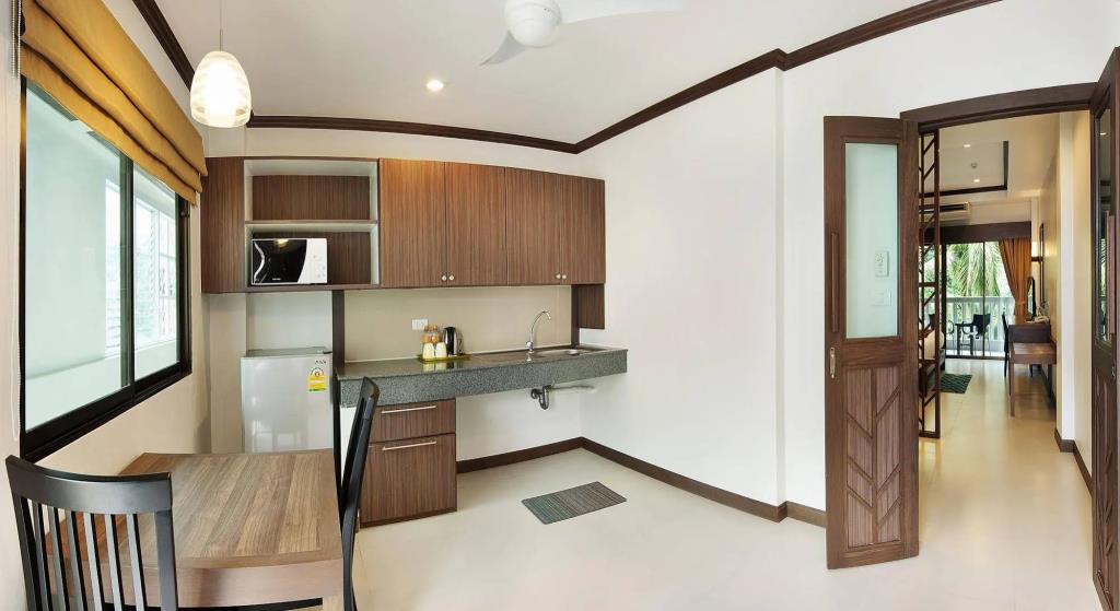Ratana Hill Patong 3*