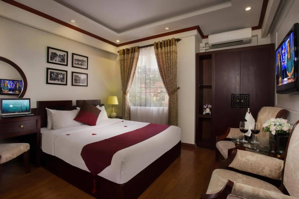 Golden Lotus Legend Hotel 4*
