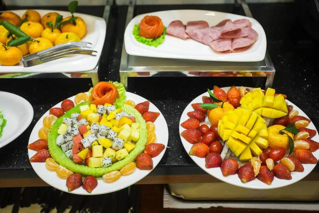 Golden Lotus Legend Hotel 4*