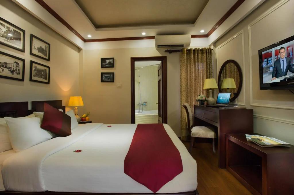 Golden Lotus Legend Hotel 4*