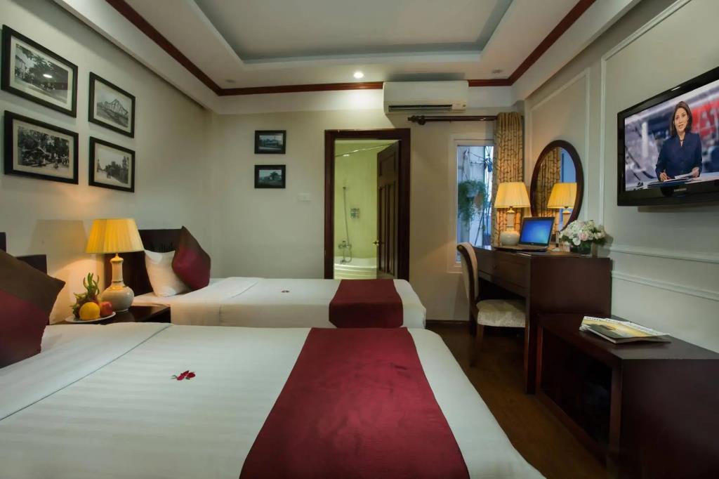 Golden Lotus Legend Hotel 4*