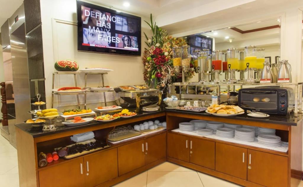 Golden Lotus Legend Hotel 4*