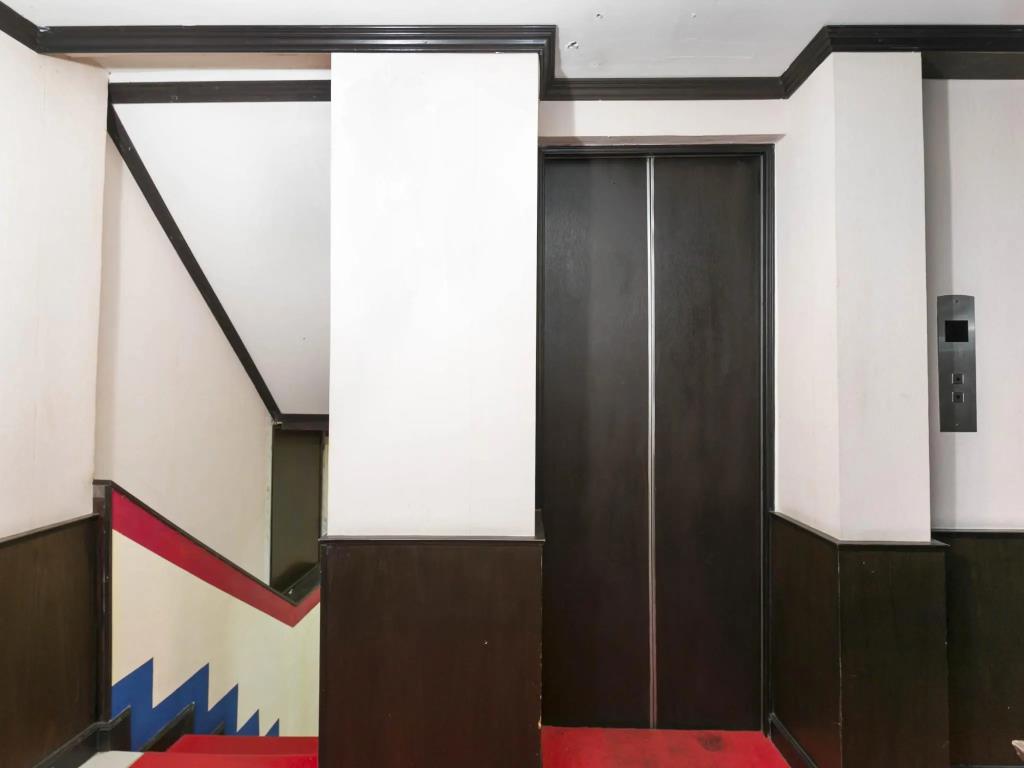 Everest Boutique 8 Inn 3*