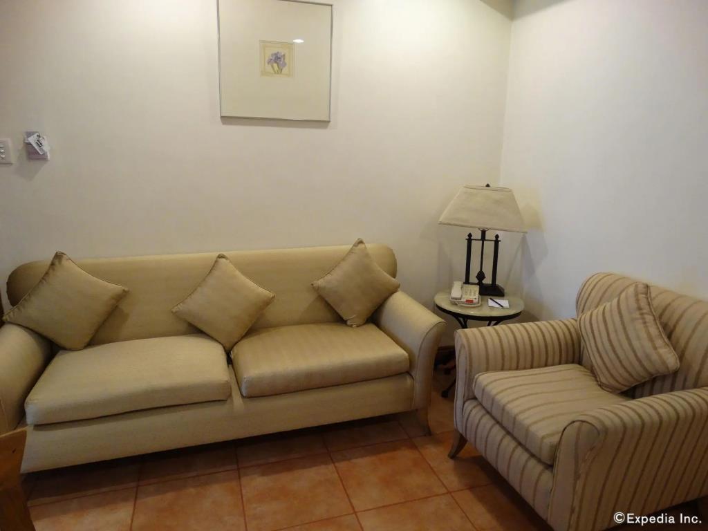 City Garden Suites Manila Hotel 3*
