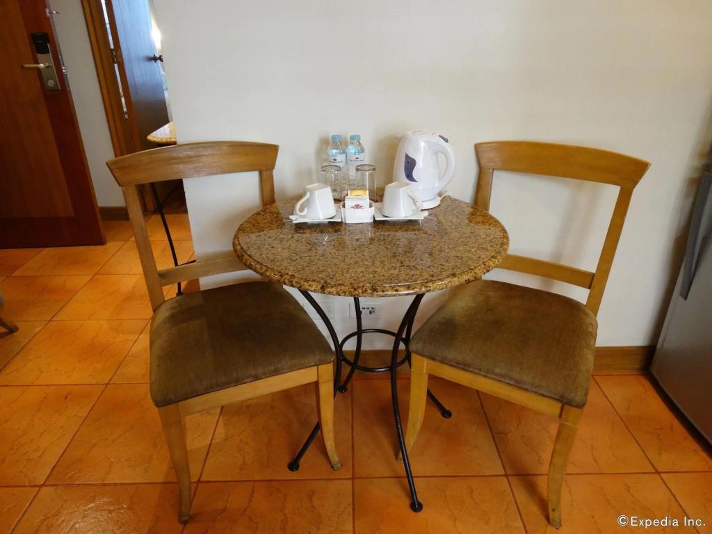 City Garden Suites Manila Hotel 3*