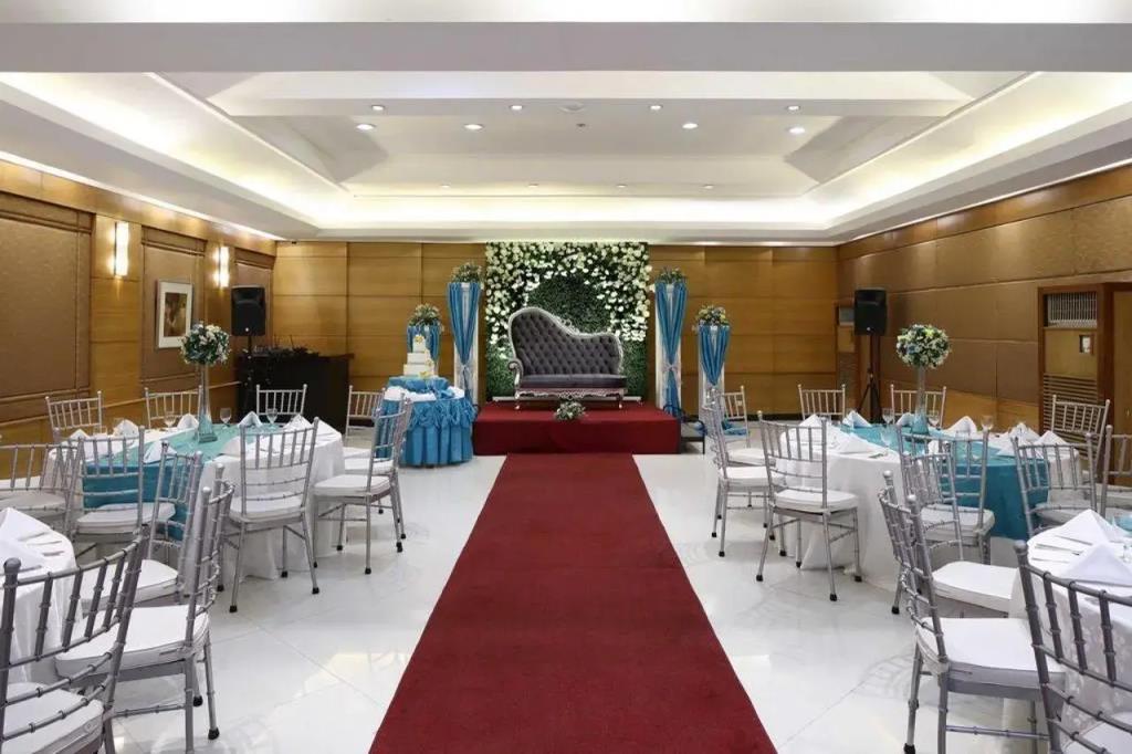 City Garden Suites Manila Hotel 3*