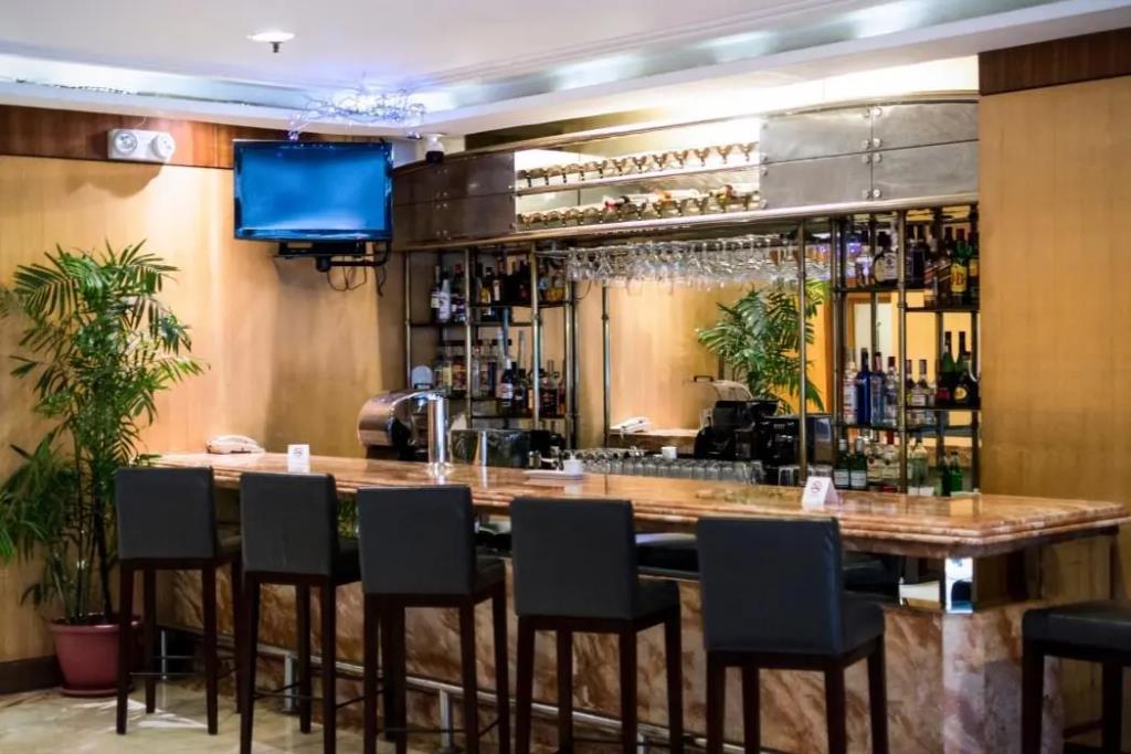City Garden Suites Manila Hotel 3*