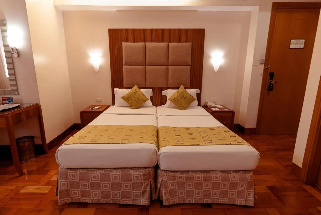 City Garden Suites Manila Hotel 3*
