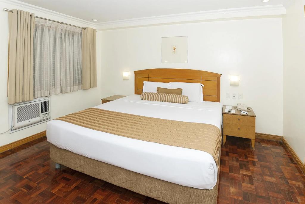 City Garden Suites Manila Hotel 3*