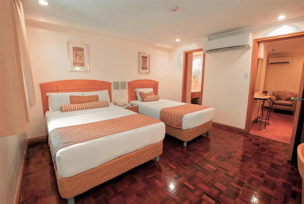City Garden Suites Manila Hotel 3*