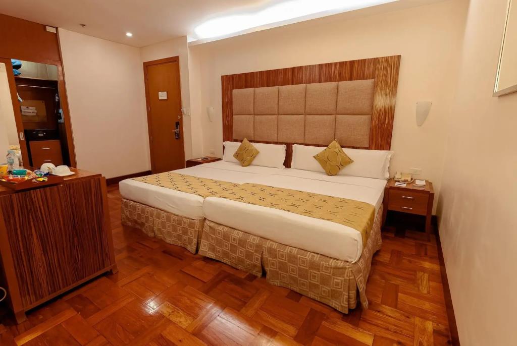 City Garden Suites Manila Hotel 3*
