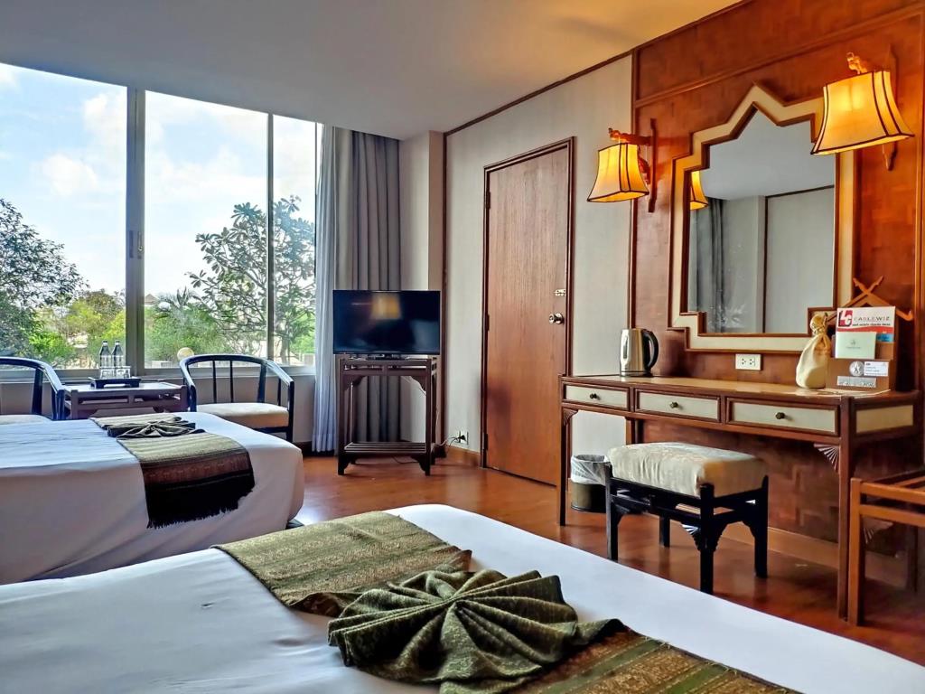 Chiang Mai Orchid Hotel 3*