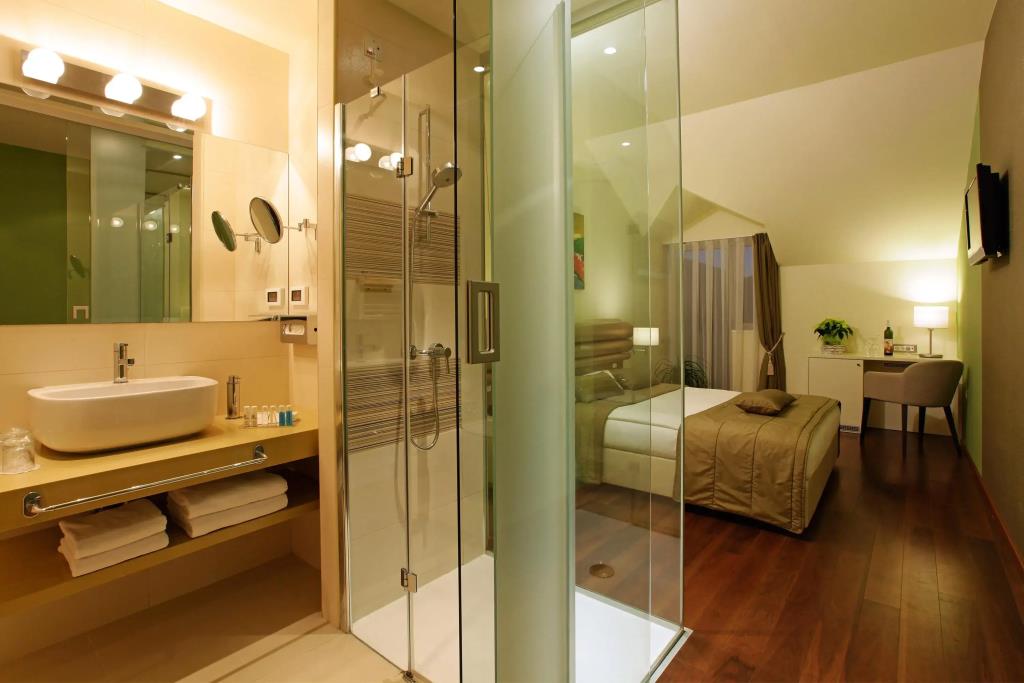 Hotel Korkyra 4*