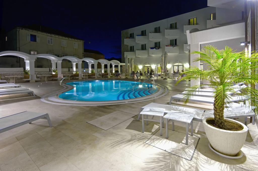 Hotel Korkyra 4*