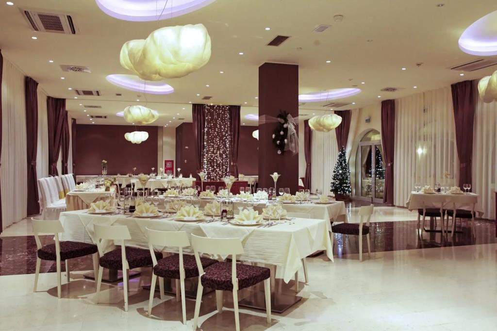 Hotel Korkyra 4*