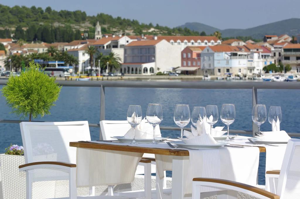 Hotel Korkyra 4*