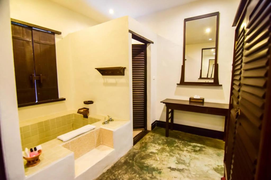 Rainforest Chiangmai Hotel 3*