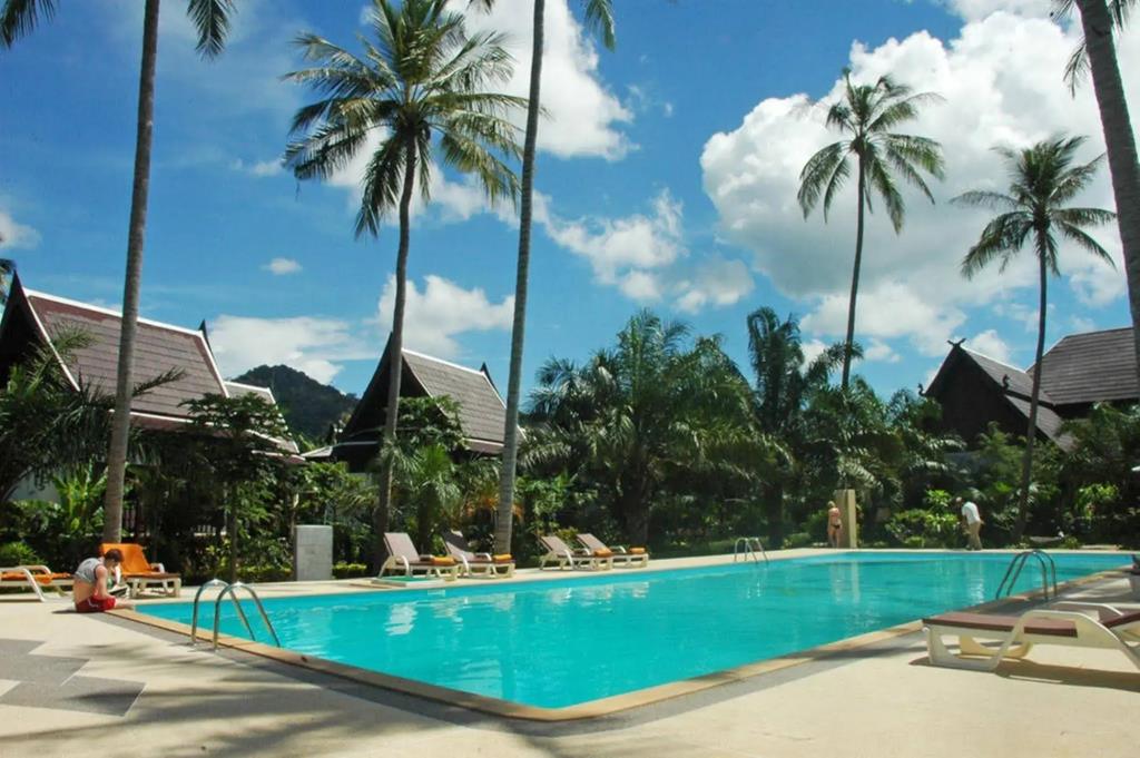 Lanta Klong Nin Beach Resort 3*