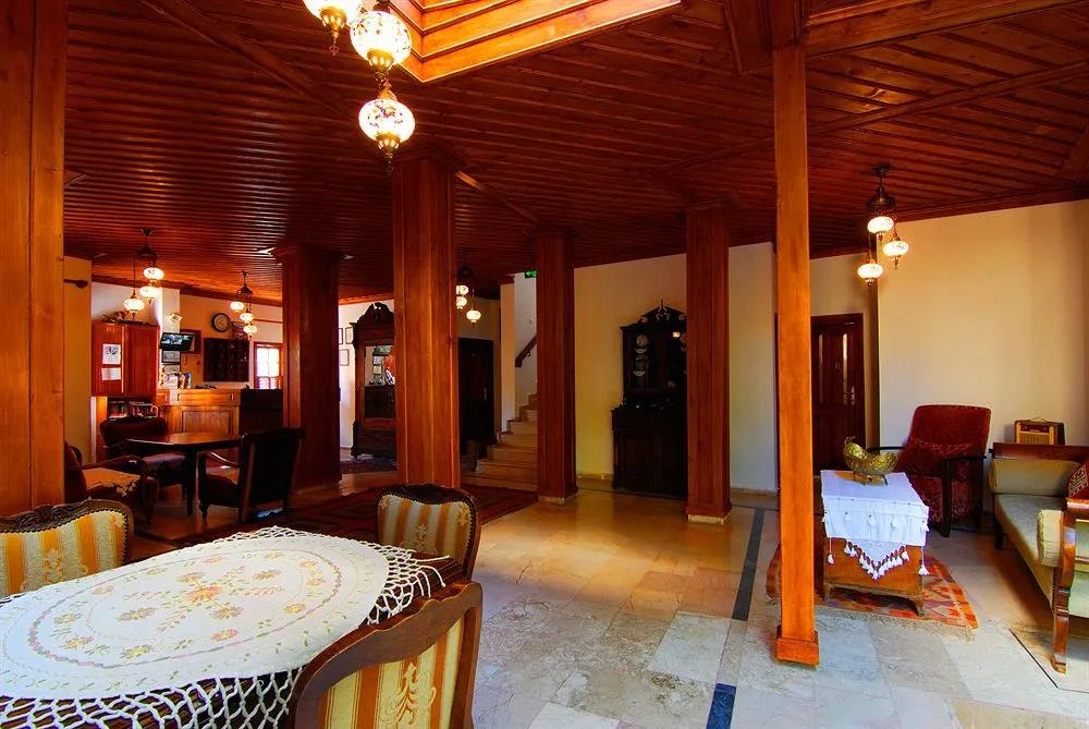 White Garden Hotel 0*