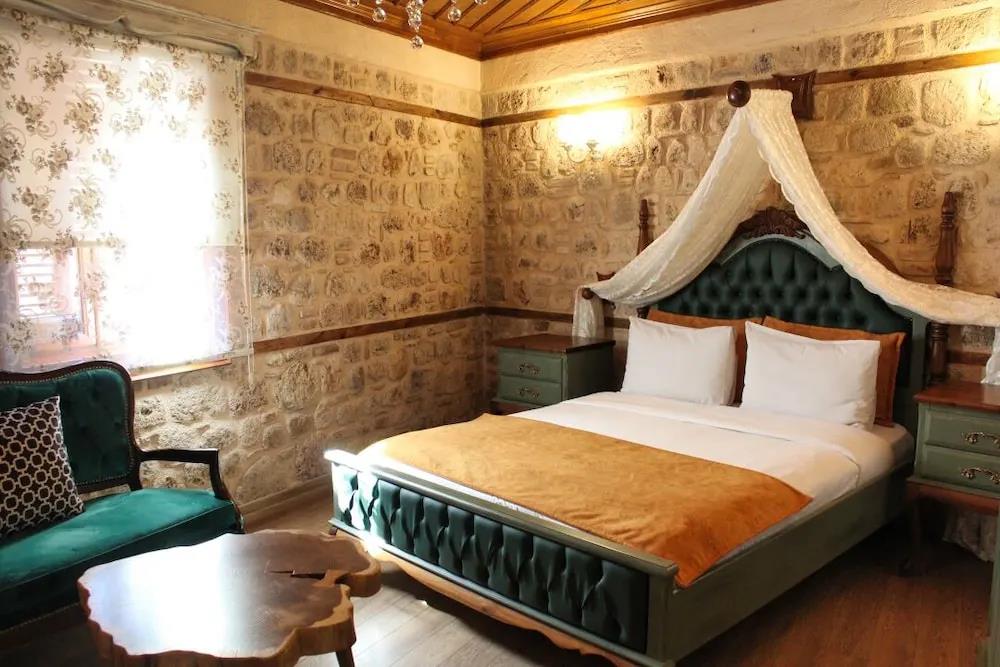 White Garden Hotel 0*