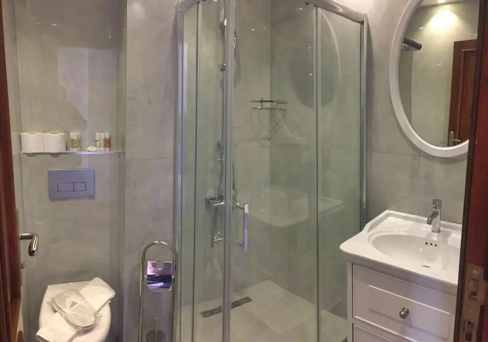 White Garden Hotel 0*