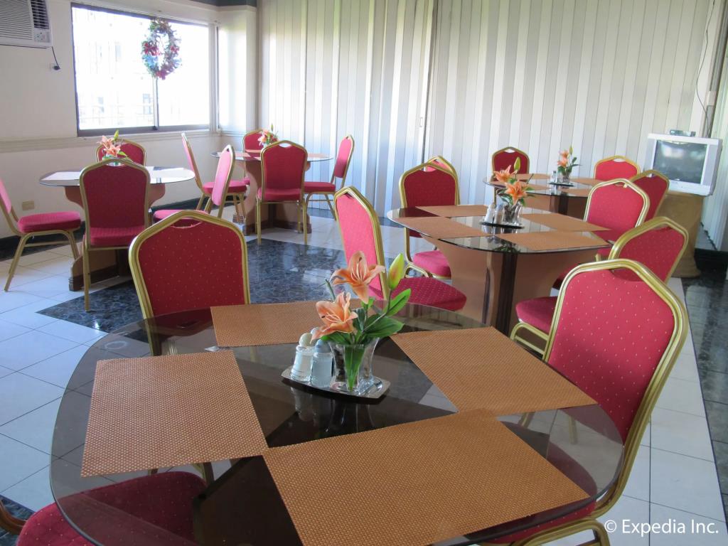 Metro Park Hotel Cebu City 2*