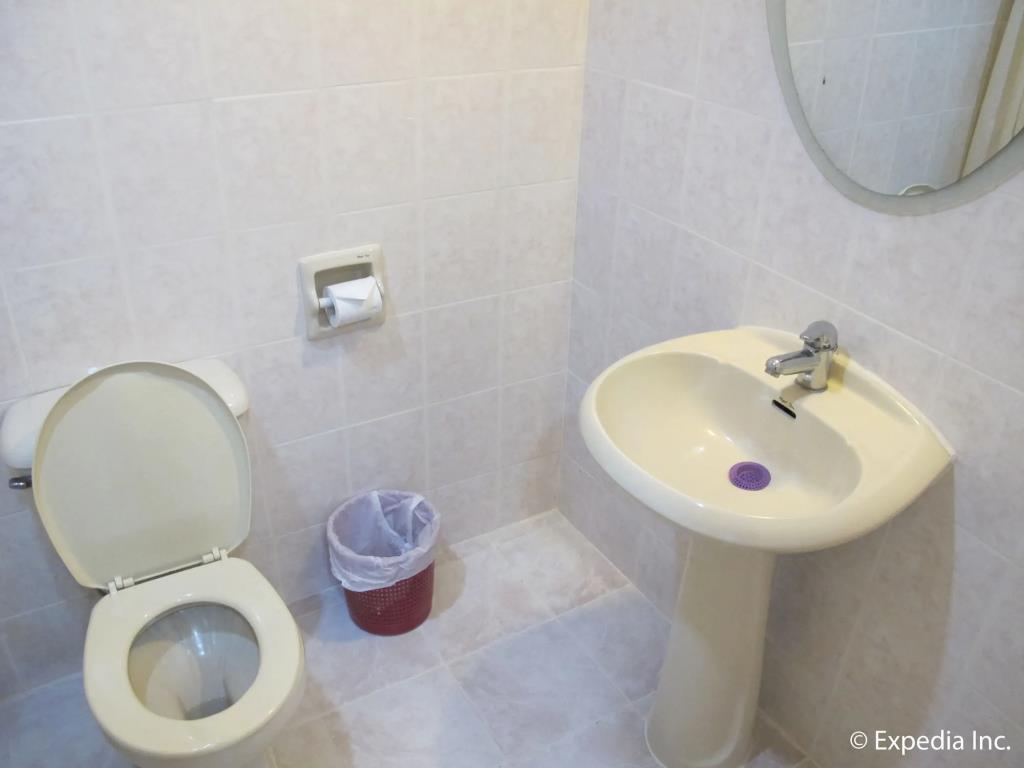 Metro Park Hotel Cebu City 2*