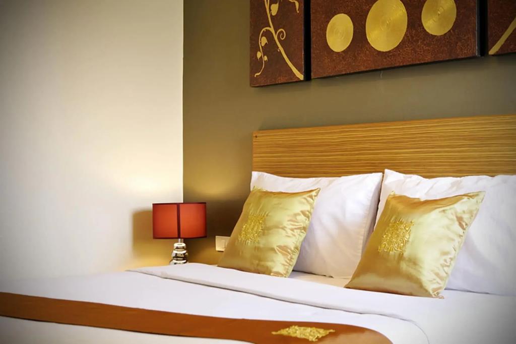 Sleep With Inn 3*