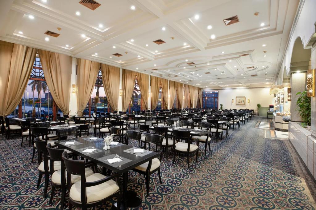 Pyramisa Island Hotel Aswan 5*