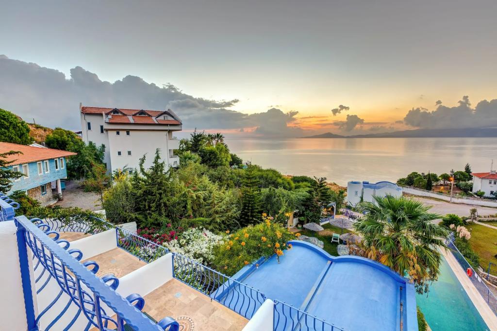 Villa Asina 0*