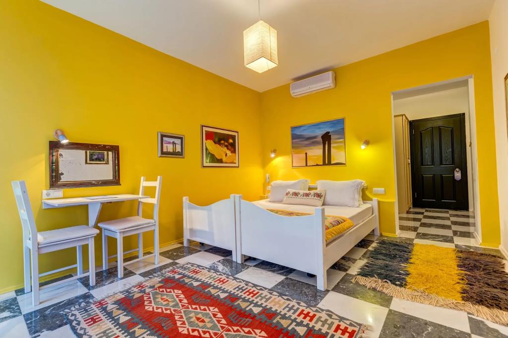 Villa Asina 0*