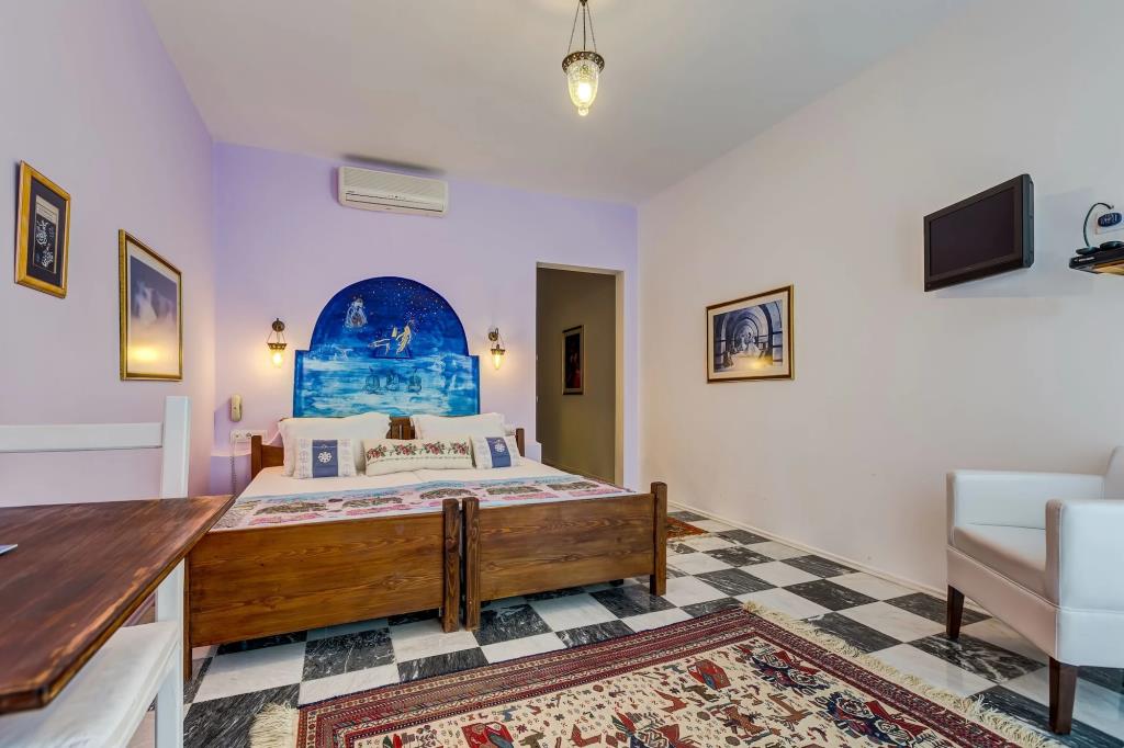 Villa Asina 0*