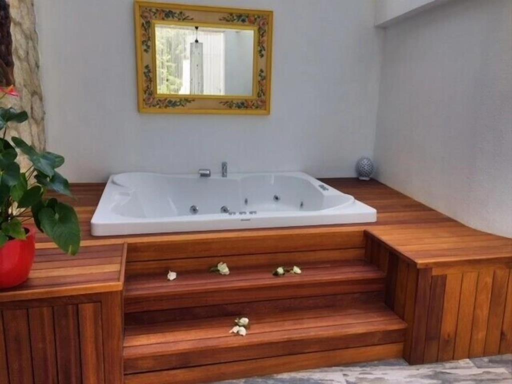 Villa Asina 0*