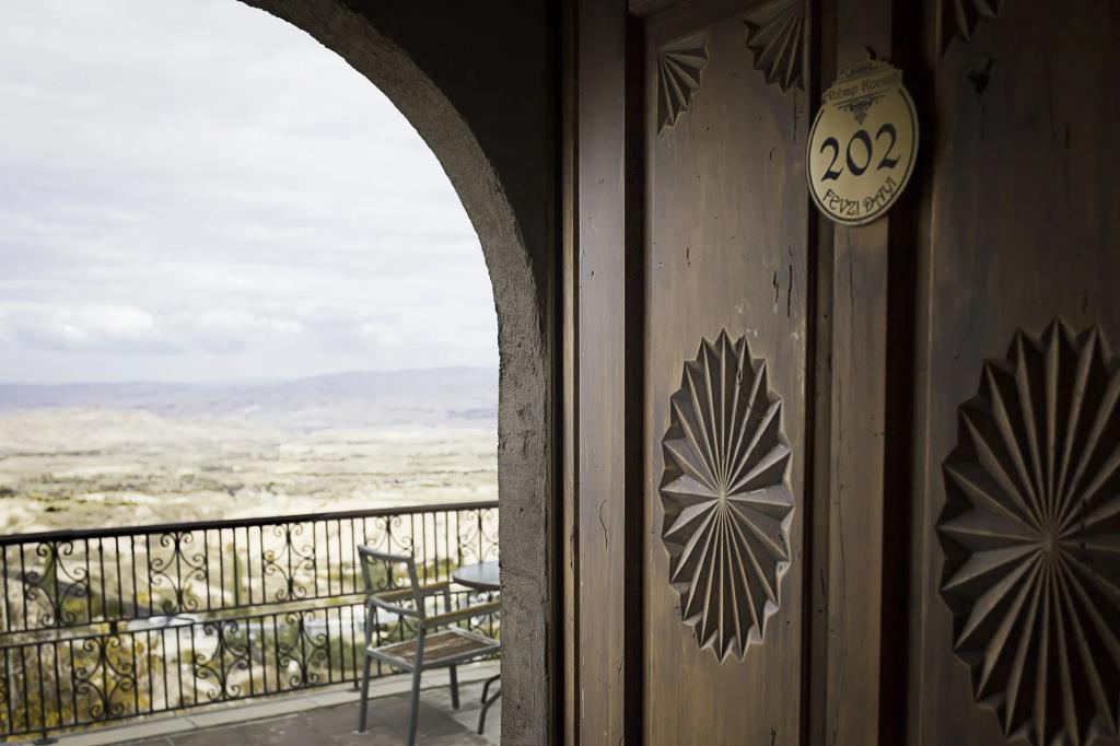 Hermes Cave Hotel 0*