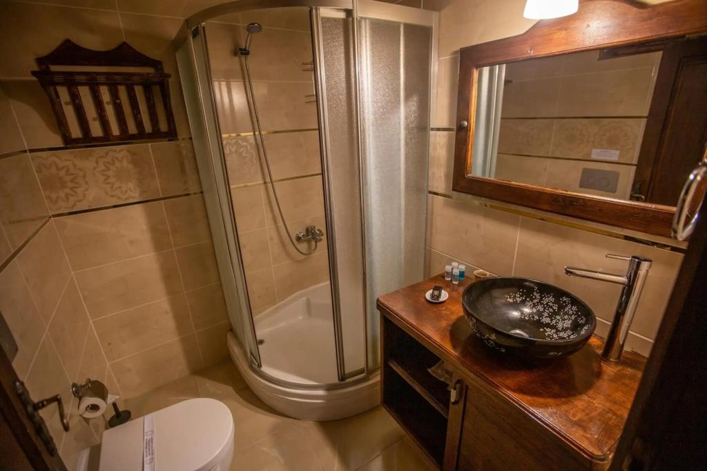Hermes Cave Hotel 0*