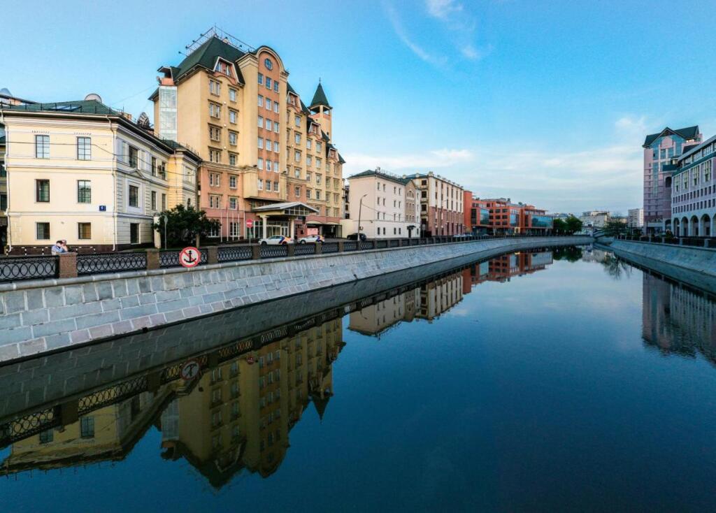 Rosso Riva Hotel 4*