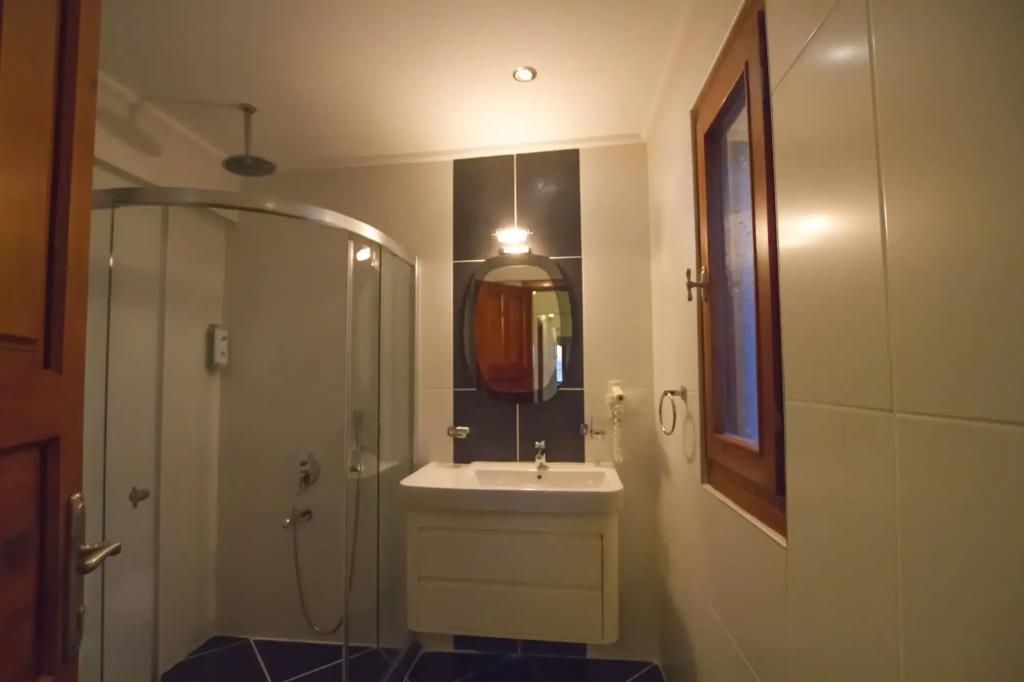 Kulube Hotel 0*