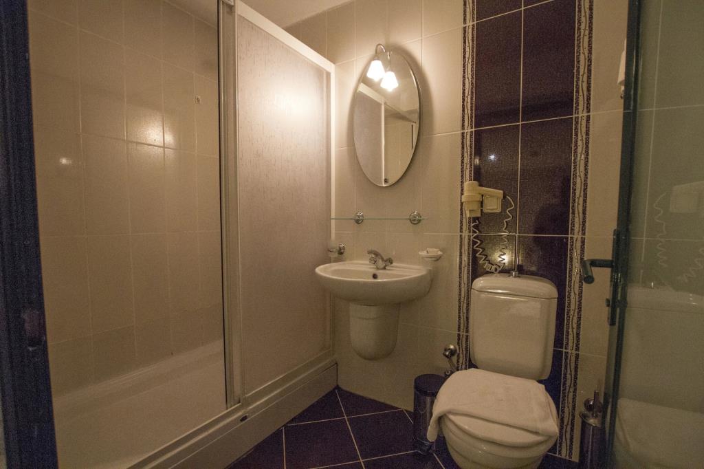 Kulube Hotel 0*