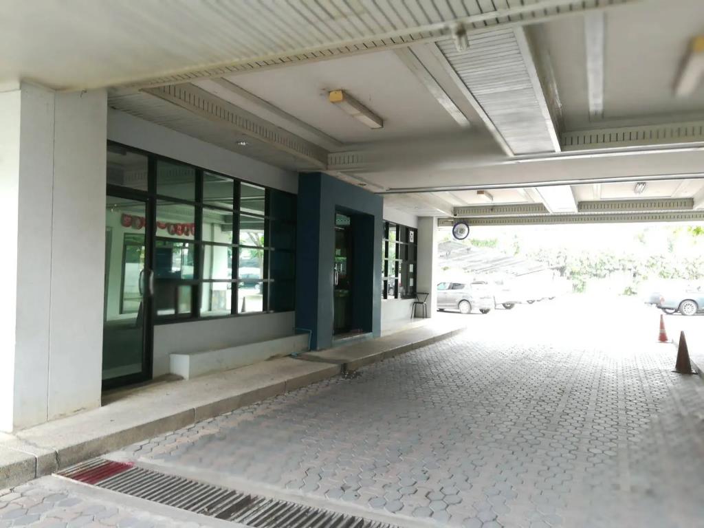Komol Residence Bangkok 3*
