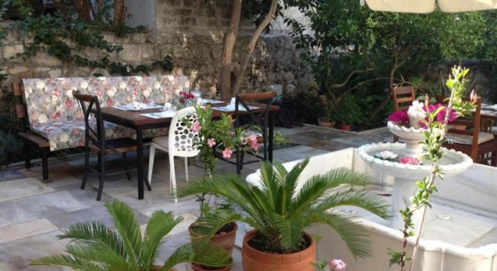 Kostem Hotel 0*