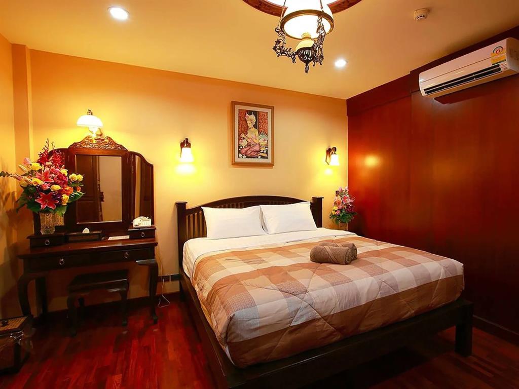 At Chiang Mai Hotel 3*
